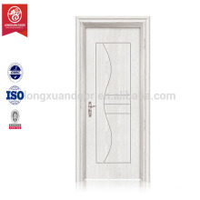 Porta interior de PVC em madeira